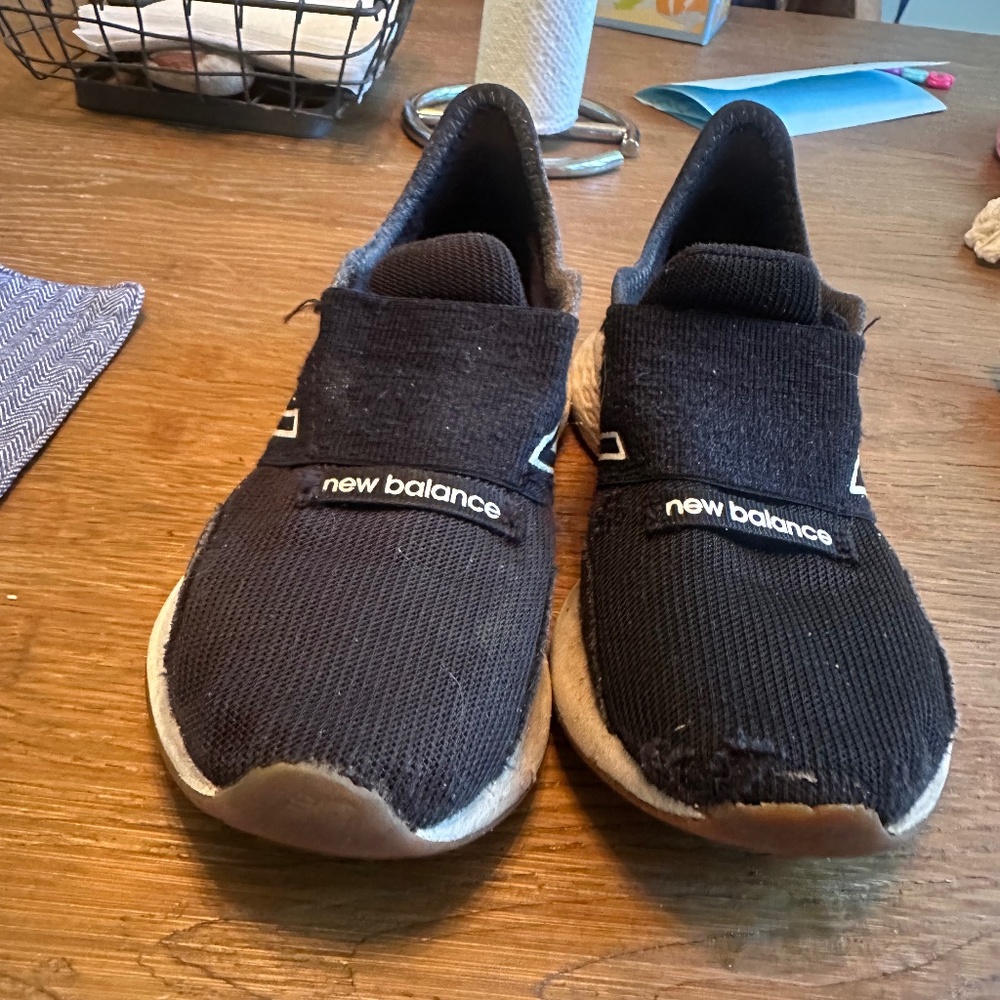 New Balance Fresh Foam Roav size 13.5